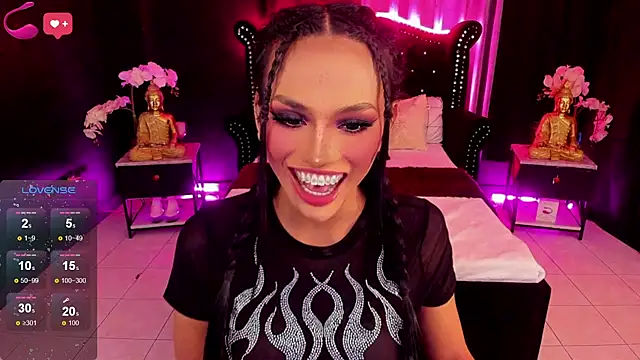 Snapshot of MsHannaSaint chatting on September 23, 9:01 am MsHannaSaint online show from September 23, 9:01 am