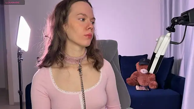 DivineBite online show from January 17, 5:16 pm