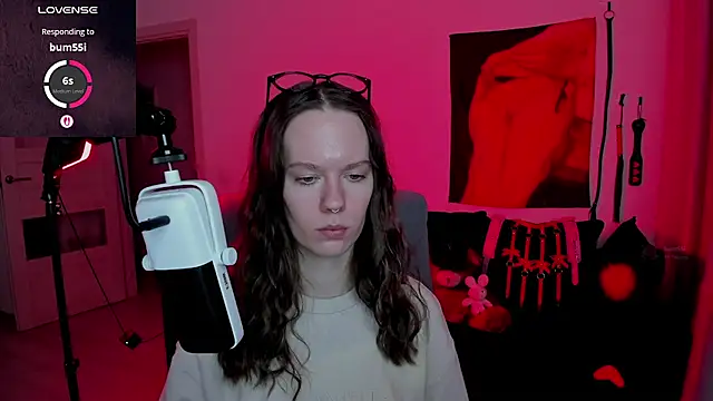DivineBite online show from April 29, 5:52 pm