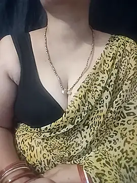 Snapshot of seema4xxxfun chatting on May 18, 6:08 am seema4xxxfun online show from May 18, 6:08 am