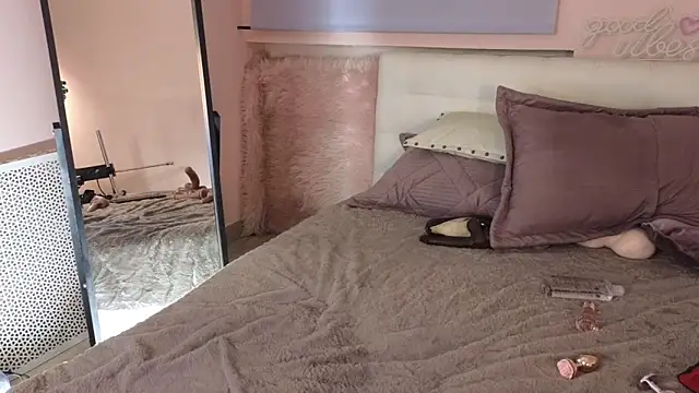 Snapshot of AmalyGreen chatting on March 21, 5:02 pm AmalyGreen online show from March 21, 5:02 pm