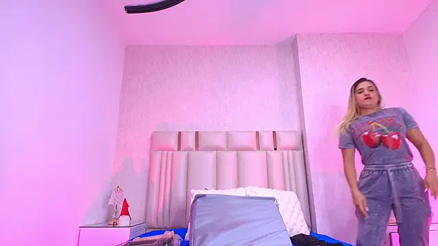  carolina fox online show from November 21, 3:16 am