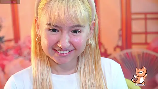 Pinkie Princes online show from December 1, 3:11 am