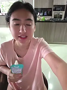 Snapshot of Pinkie_Princes chatting on July 14, 12:11 pm Pinkie Princes online show from July 14, 12:11 pm