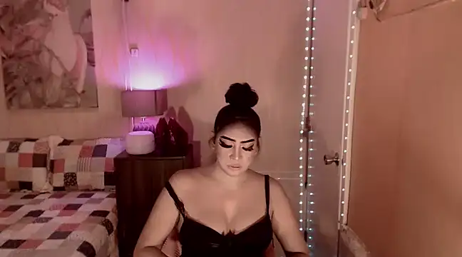 Snapshot of Biancafoxie chatting on January 12, 11:07 am Biancafoxie online show from January 12, 11:07 am