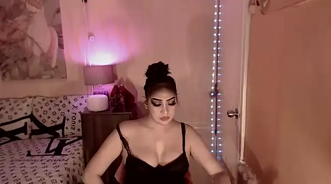 Snapshot of Biancafoxie chatting on March 7, 3:19 am Biancafoxie online show from March 7, 3:19 am