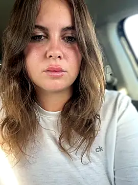 Snapshot of Samantha_official chatting on November 2, 8:17 am Samantha official online show from November 2, 8:17 am