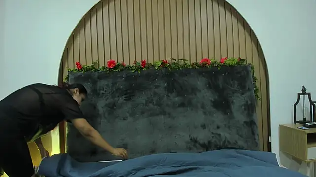 Karlagonzales  online show from March 7, 7:44 pm