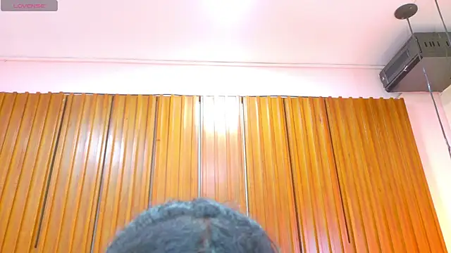 Snapshot of SilvanaCapelli chatting on November 15, 9:54 pm SilvanaCapelli online show from November 15, 9:54 pm