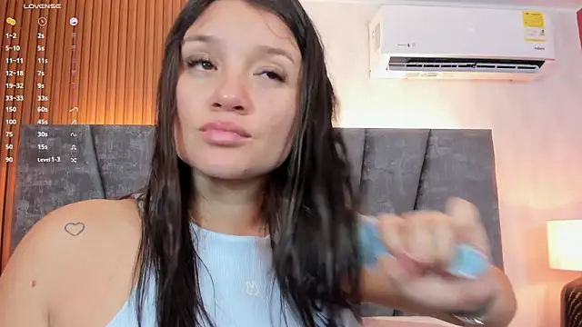 Snapshot of Falak_sweett_ chatting on January 8, 12:15 pm Falak sweett online show from January 8, 12:15 pm