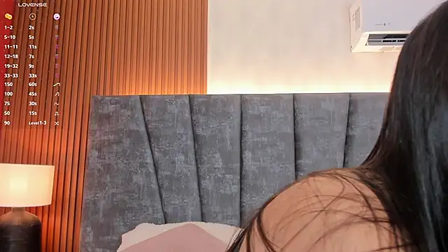 Snapshot of Falak_sweett_ chatting on January 11, 3:52 pm Falak sweett online show from January 11, 3:52 pm