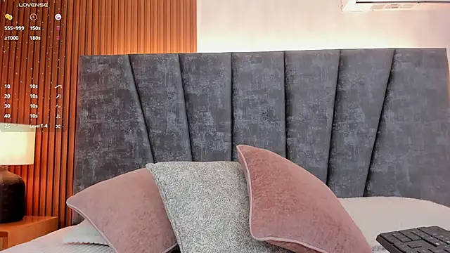 Snapshot of Falak_sweett_ chatting on January 23, 12:09 pm Falak sweett online show from January 23, 12:09 pm