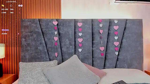 Snapshot of Falak_sweett_ chatting on February 14, 3:36 pm Falak sweett online show from February 14, 3:36 pm