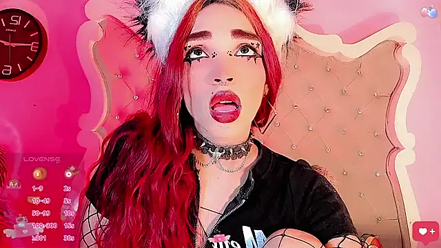 Snapshot of LeyXandrabraz chatting on May 27, 1:57 am LeyXandrabraz online show from May 27, 1:57 am