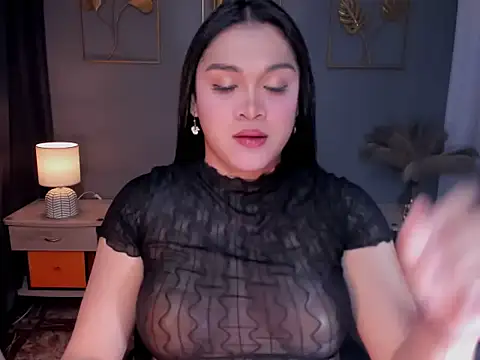 Snapshot of MaxeneCullens chatting on September 30, 2:49 am MaxeneCullens online show from September 30, 2:49 am