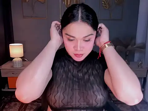 Snapshot of MaxeneCullens chatting on October 31, 2:56 am MaxeneCullens online show from October 31, 2:56 am