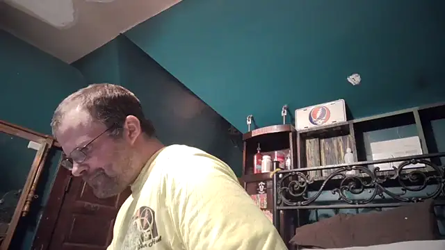 Snapshot of charactrzero chatting on November 20, 9:25 pm charactrzero online show from November 20, 9:25 pm