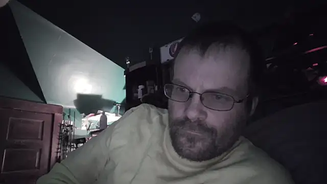 Snapshot of charactrzero chatting on November 27, 1:24 pm charactrzero online show from November 27, 1:24 pm