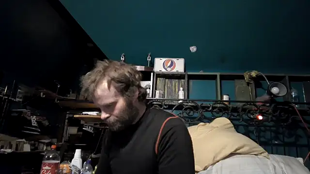 charactrzero online show from March 1, 3:08 am