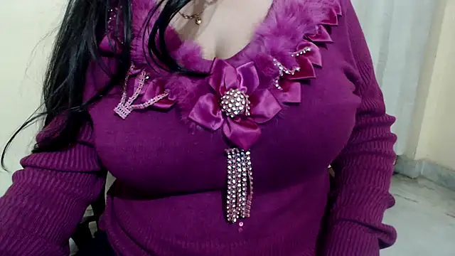 Snapshot of HOT_CHILLY chatting on February 27, 4:32 pm HOT CHILLY online show from February 27, 4:32 pm