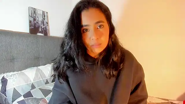 Snapshot of valeryvegas_2 chatting on June 8, 3:51 am valeryvegas 2 online show from June 8, 3:51 am