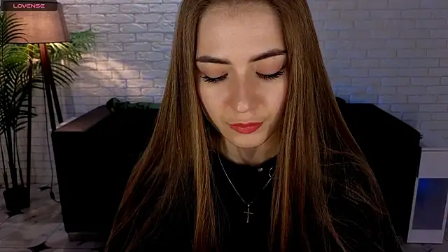 Snapshot of Adelyna_Bird chatting on March 21, 10:28 am Adelyna Bird online show from March 21, 10:28 am