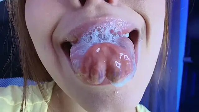 lisbet21x online show from March 4, 11:44 pm