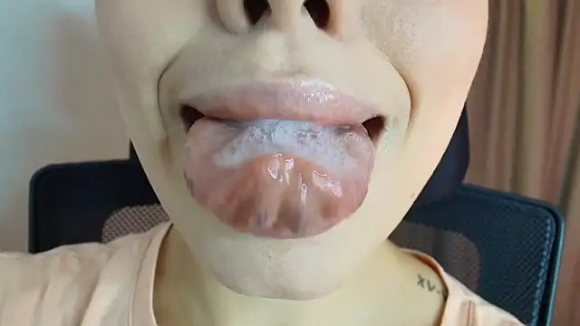 lisbet21x online show from March 10, 10:37 pm