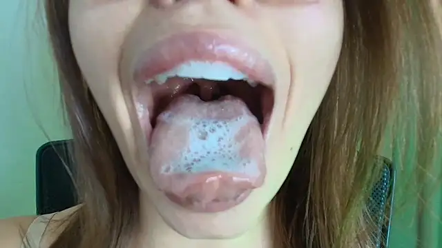 lisbet21x online show from March 15, 7:42 pm