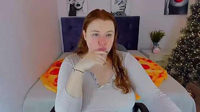 PolinaSalvatore online show from December 22, 8:05 am