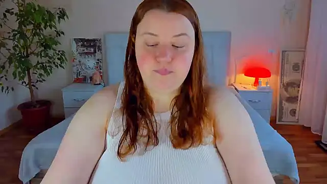 Snapshot of PolinaSalvatore chatting on May 11, 3:29 pm PolinaSalvatore online show from May 11, 3:29 pm