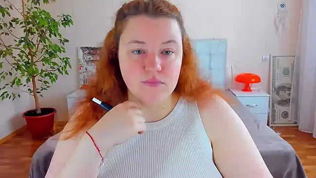 Snapshot of PolinaSalvatore chatting on June 3, 11:24 am PolinaSalvatore online show from June 3, 11:24 am