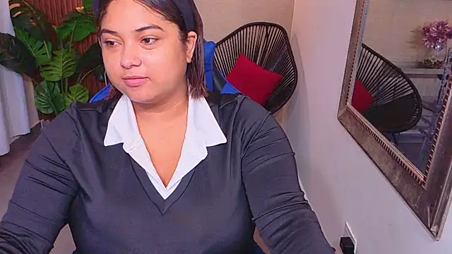 Snapshot of Kenya--Buhle chatting on July 29, 11:19 am Kenya--Buhle online show from July 29, 11:19 am