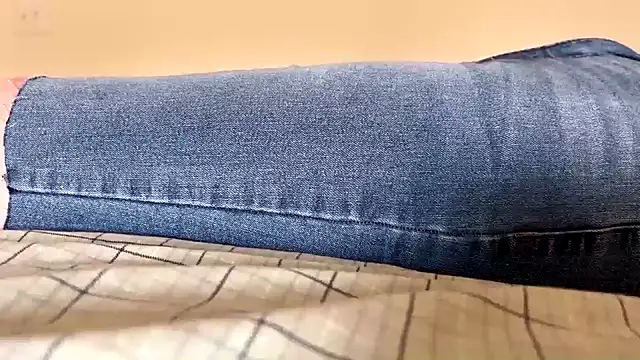 Snapshot of jean_loves_leggings chatting on May 17, 11:23 pm jean loves leggings online show from May 17, 11:23 pm
