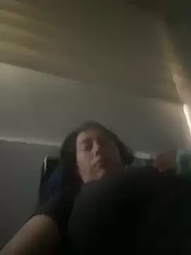 Snapshot of andreaisis2 chatting on March 8, 9:08 pm andreaisis2 online show from March 8, 9:08 pm