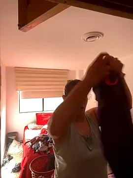 Snapshot of andreaisis2 chatting on September 9, 8:52 pm andreaisis2 online show from September 9, 8:52 pm