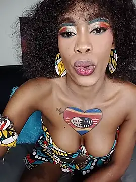 Snapshot of Slenderxxx2 chatting on June 24, 11:37 pm Slenderxxx2 online show from June 24, 11:37 pm