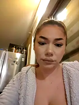 Snapshot of Ella_sweety chatting on February 21, 8:05 pm Ella sweety online show from February 21, 8:05 pm