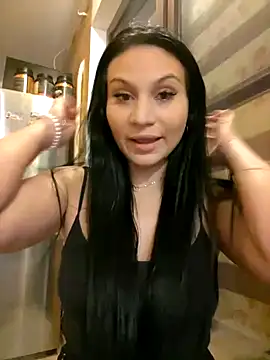 Snapshot of Ella_sweety chatting on March 8, 2:45 am Ella sweety online show from March 8, 2:45 am