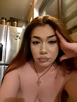 Snapshot of Ella_sweety chatting on March 22, 12:17 am Ella sweety online show from March 22, 12:17 am