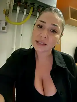 Snapshot of Ella_sweety chatting on September 13, 8:41 pm Ella sweety online show from September 13, 8:41 pm