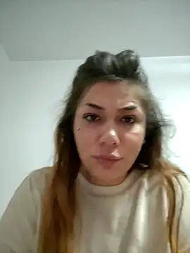 Snapshot of Ella_sweety chatting on October 19, 8:20 pm Ella sweety online show from October 19, 8:20 pm