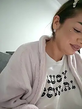 Snapshot of Ella_sweety chatting on November 8, 9:13 pm Ella sweety online show from November 8, 9:13 pm