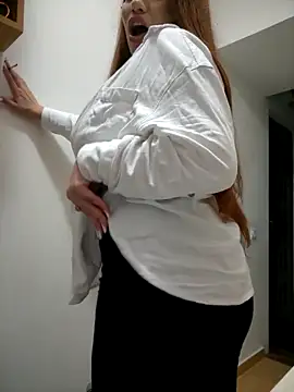 Snapshot of Ella_sweety chatting on November 21, 9:02 pm Ella sweety online show from November 21, 9:02 pm