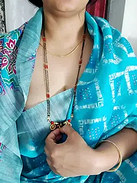 Snapshot of Indian_desi_wife chatting on December 16, 8:26 pm Indian desi wife online show from December 16, 8:26 pm