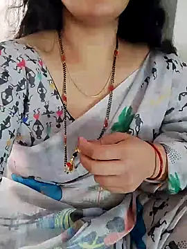 Snapshot of Indian_desi_wife chatting on January 13, 6:38 am Indian desi wife online show from January 13, 6:38 am