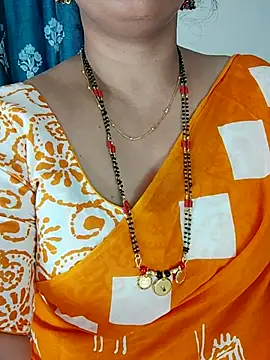 Snapshot of Indian_desi_wife chatting on October 17, 2:15 am Indian desi wife online show from October 17, 2:15 am