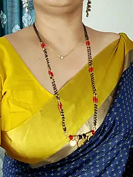 Snapshot of Indian_desi_wife chatting on November 17, 2:50 am Indian desi wife online show from November 17, 2:50 am