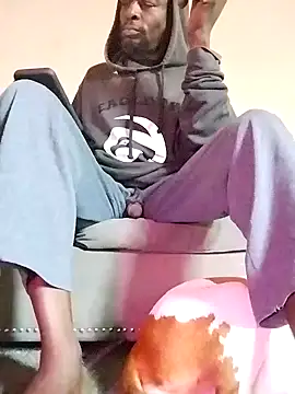 Snapshot of Daddy_hook chatting on December 9, 5:41 pm Daddy hook online show from December 9, 5:41 pm