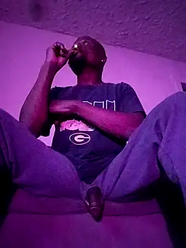 Snapshot of Daddy_hook chatting on December 17, 5:29 am Daddy hook online show from December 17, 5:29 am